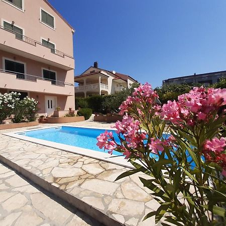 Apartments Lara & Luka ซาดาร์ ภายนอก รูปภาพ