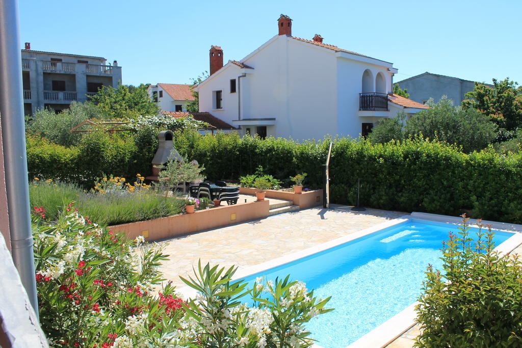 Apartments Lara & Luka ซาดาร์ ภายนอก รูปภาพ
